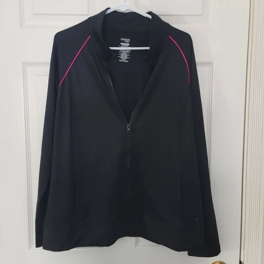 Kids/girls black and pink full zip Danskin now athletic sweatshirt with pockets